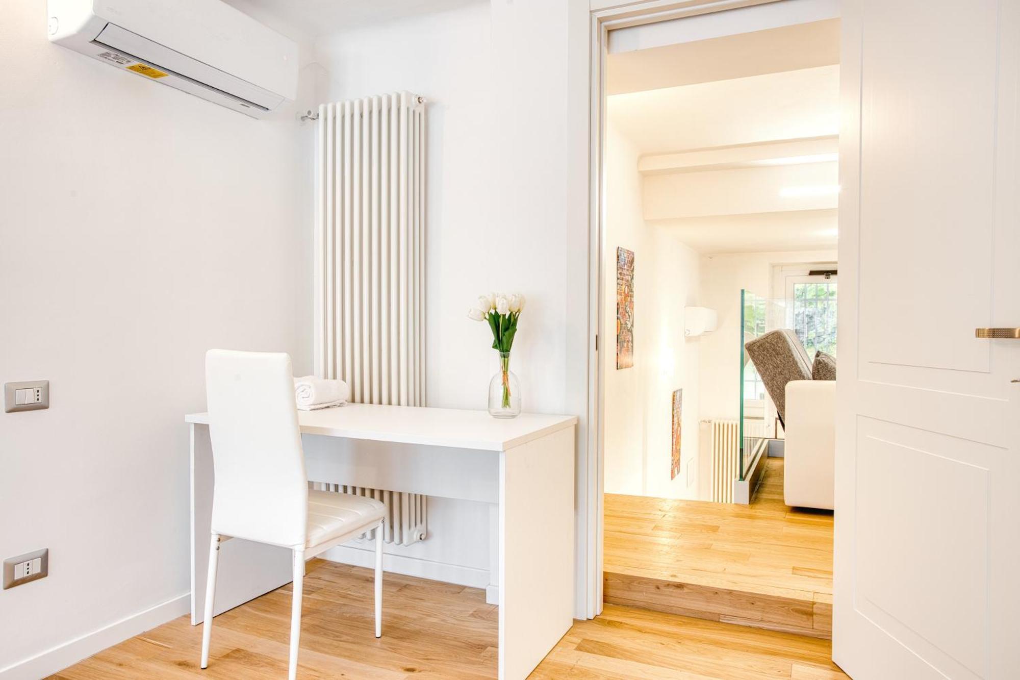 Walk To Navigli - Via Gola - 2 Bedrooms Apt Milano Eksteriør billede